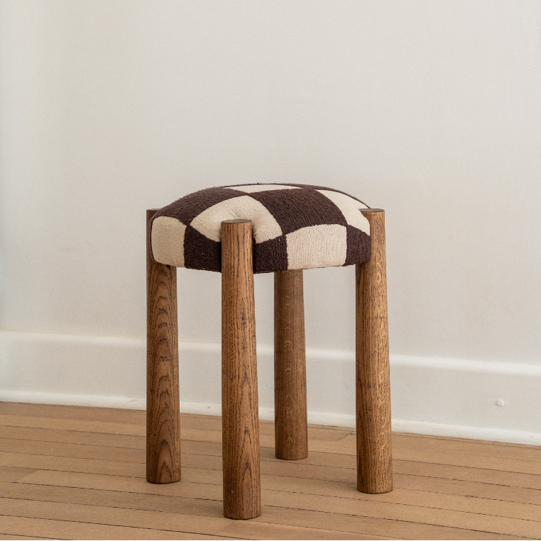 Cosmo stool